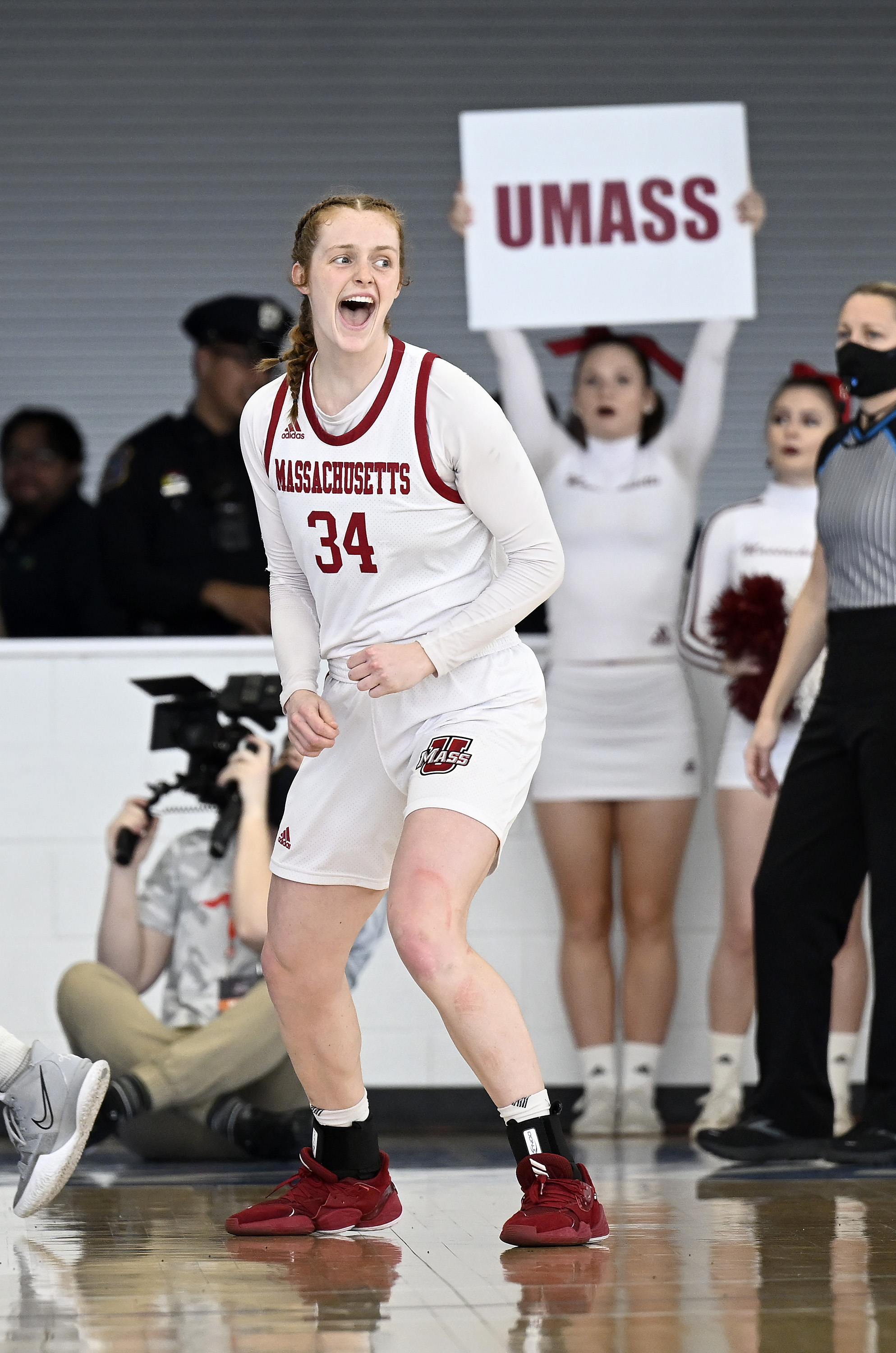 2022 Women’s A10 Tournament - UMass v Saint Joseph’s