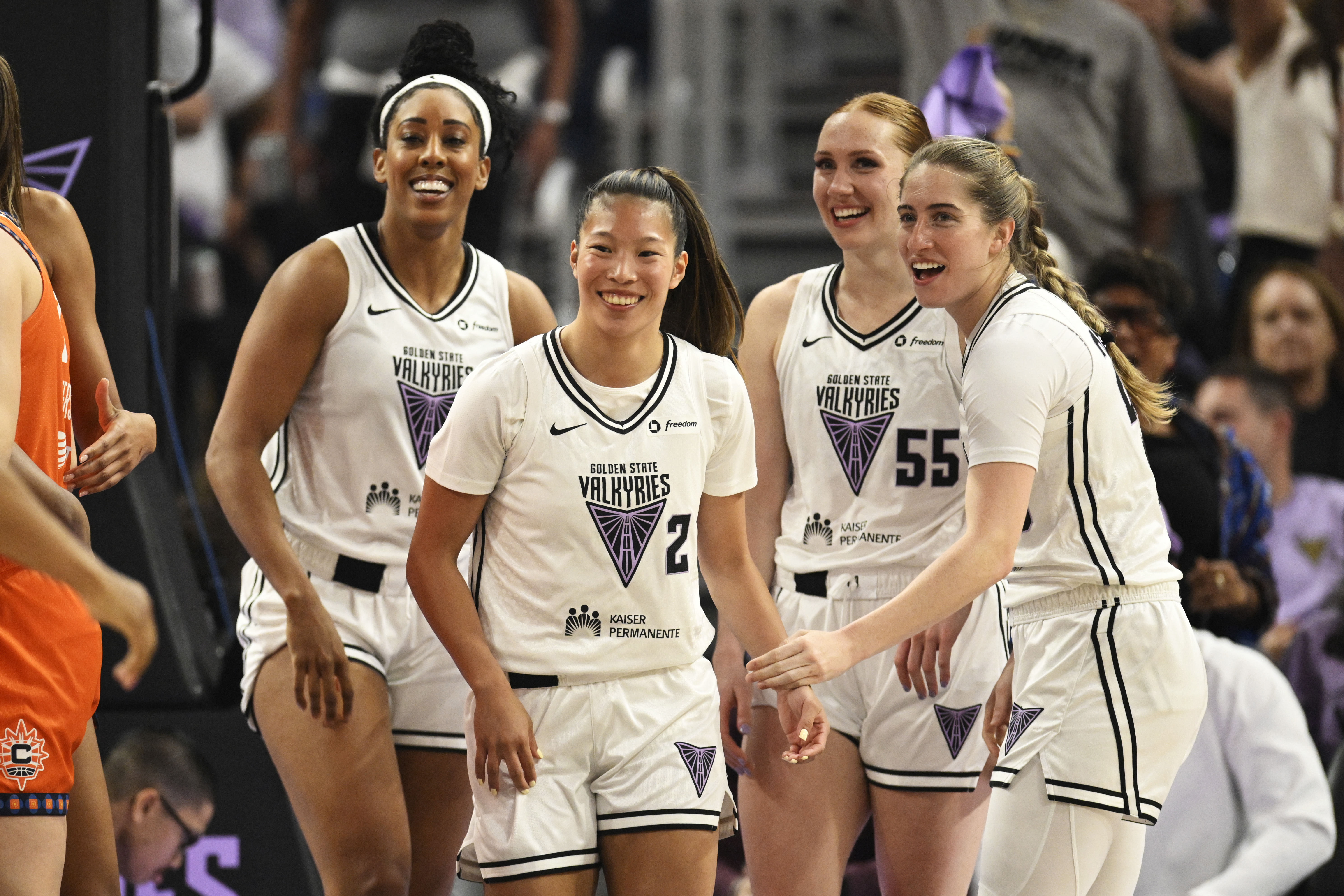 Connecticut Sun v Golden State Valkyries